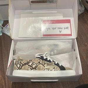 Star Snake Metallic Sneakers